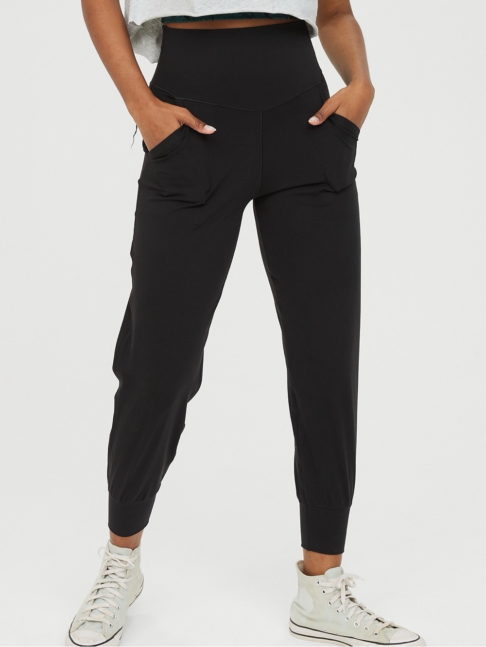 aerie OFFLINE Real Me Jogger in Black
